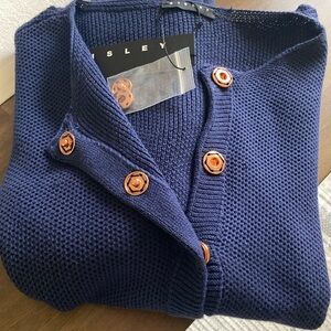 Very nice blue sweater Made in Italy size Small